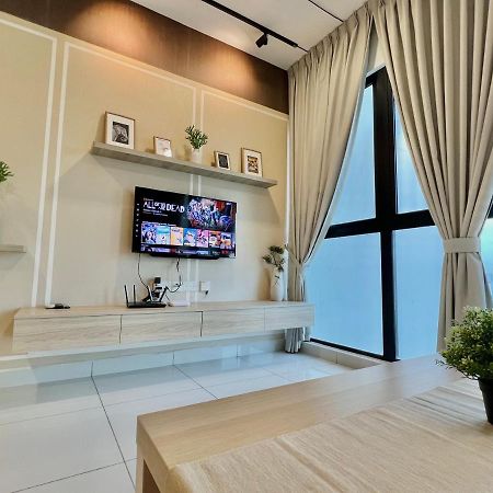 ג'והור בהרו Royale Cottage Midvalley Netflix Pools 4 Pax מראה חיצוני תמונה